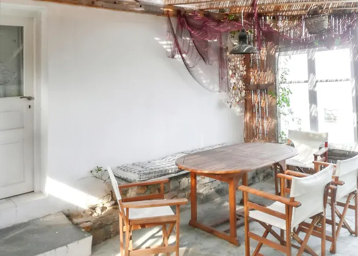 Charming House In Paros, 90 M² With Shared Pool