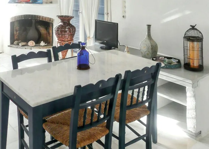 Charming House In Paros, 90 M² With Shared Pool * Paro