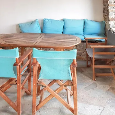 Charming House In Paros, 90 M² With Shared Pool *