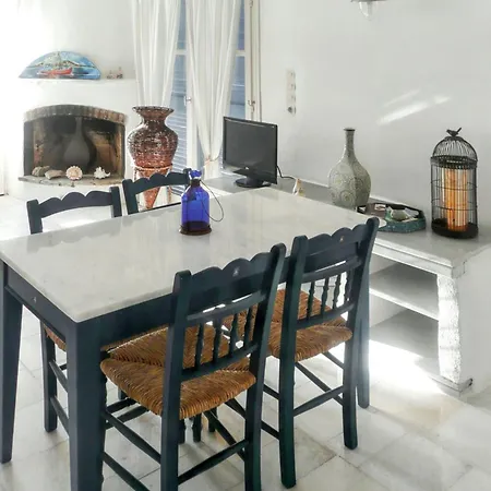 Charming With Sea View In And Shared Pool * Parikia (Paros)