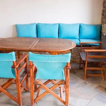 Charming House In Paros, 90 M² With Shared Pool Páros
