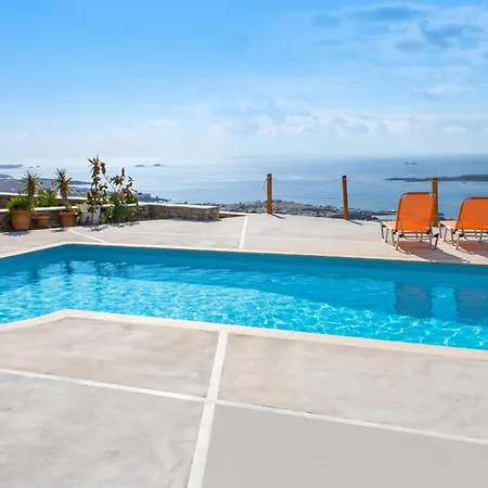 Dom wakacyjny Charming House In Paros, 90 M² With Shared Pool