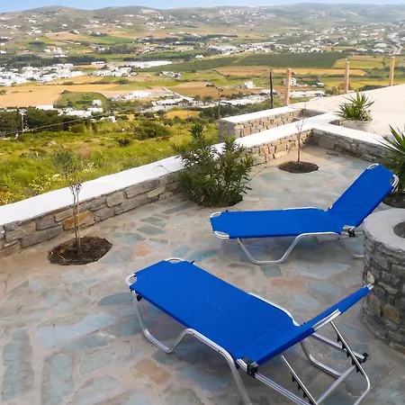 Charming House In Paros, 90 M² With Shared Pool *