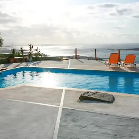 Charming With Sea View In And Shared Pool Parikia (Paros)
